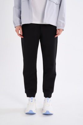 Брюки трикотажные укороченные ANTA TRN ESSENTIAL Knit Ankle Pants 862617320-1 черный