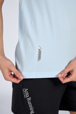Футболка женская ANTA RUNNING, артикул 862415104-1,  голубая